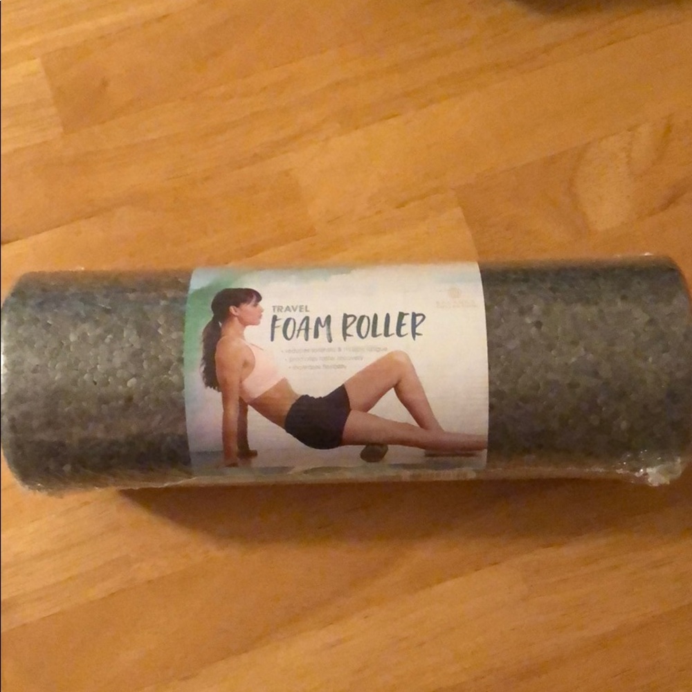COPY - Travel size foam roller